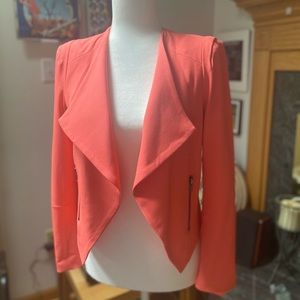 👩‍🎤hot pink jacket👩‍🎤